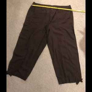 COPY - - Brown capris with ties